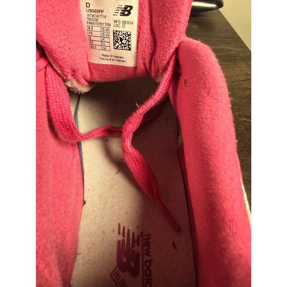 New Balance 9060 Fuchsia Pink U9060FP Women's Running Shoes Size 10 - Picture 7 of 8